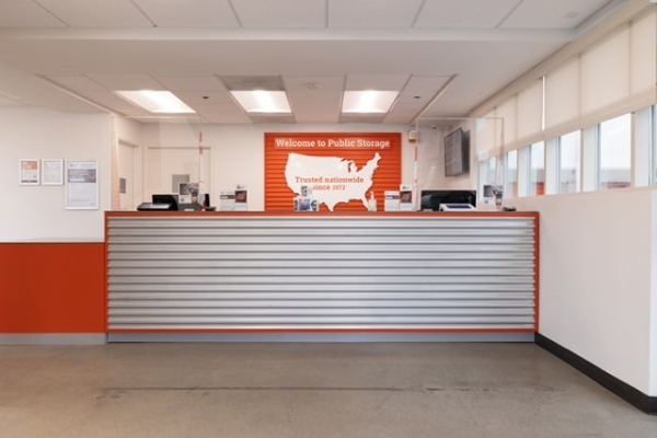 Facility photo: //images.sparefoot.com/medium/21543769440db13a2be.jpg