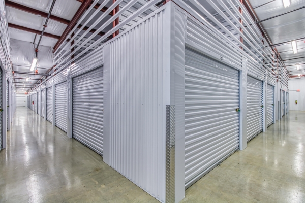 Facility photo: //images.sparefoot.com/medium/2154475f43c6cc1c170.jpg