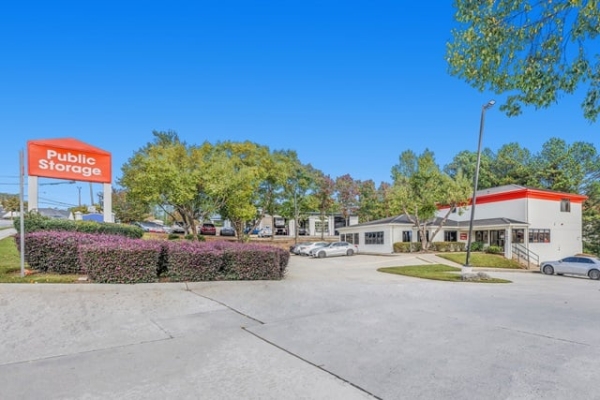 Facility photo: //images.sparefoot.com/medium/2155596957d124833ef.jpg