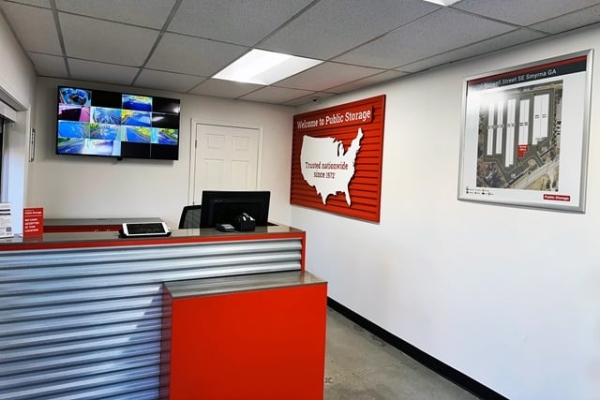 Facility photo: //images.sparefoot.com/medium/2155666991d1d29d01c.jpg