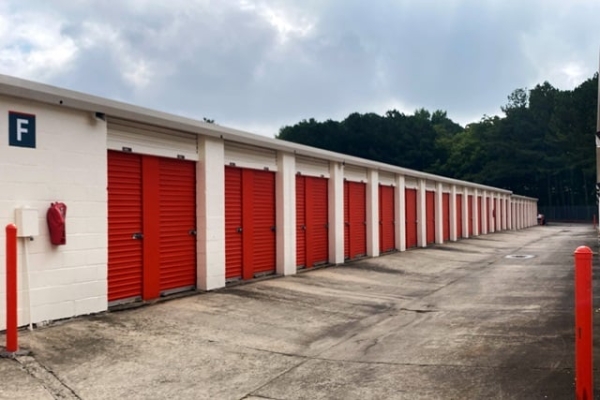 Facility photo: //images.sparefoot.com/medium/215578688380829ef32.jpg
