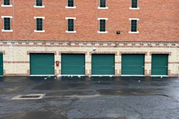 Facility photo: //images.sparefoot.com/medium/2155936884d26a2d939.jpg