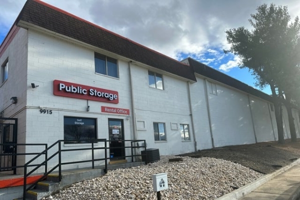 Facility photo: //images.sparefoot.com/medium/2156016878f53c88a60.jpg