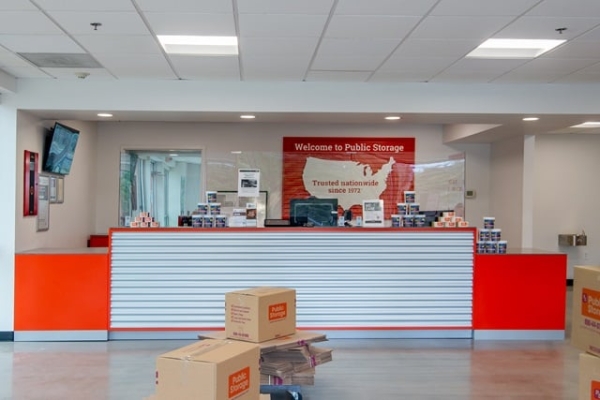 Facility photo: //images.sparefoot.com/medium/2156466917375d71fc4.jpg