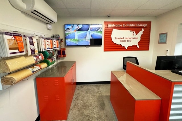 Storage Units at Public Storage - Marietta - 201 Cobb Parkway, North - 201 Cobb Parkway, North