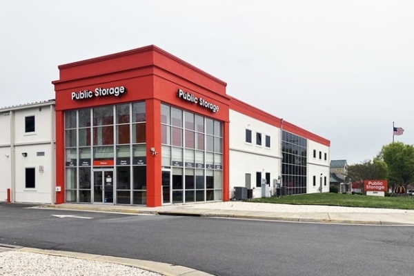 Facility photo: //images.sparefoot.com/medium/2156726a2c0399efa20.jpg