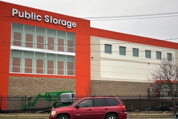 Facility photo: //images.sparefoot.com/medium/21568868838114578c2.jpg