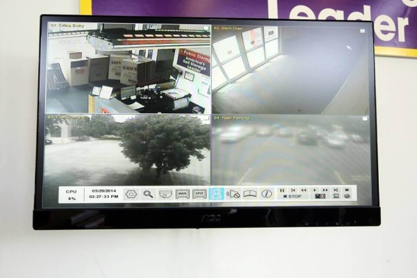 Facility photo: //images.sparefoot.com/medium/21571369eb6acda9fd2.jpg