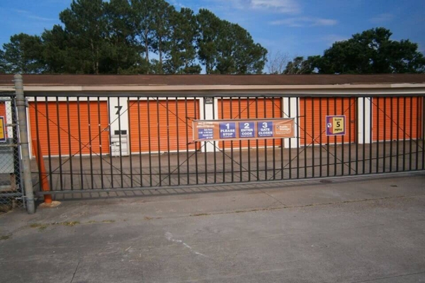 Storage Units at Public Storage - Virginia Beach - 1332 Kempsville Road - 1332 Kempsville Road