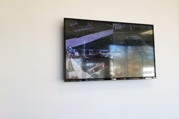 Facility photo: //images.sparefoot.com/medium/2157496892029fb7ec5.jpg