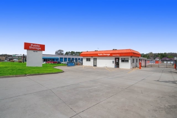 Storage Units at Public Storage - Richmond - 10110 Midlothian Tpke - 10110 Midlothian Tpke