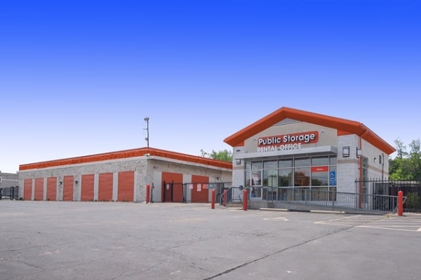 Public Storage - St Louis - 9291 West Florissant Ave