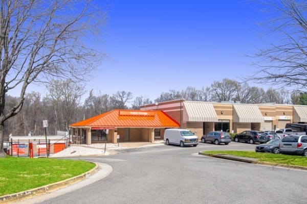 Facility photo: //images.sparefoot.com/medium/215779688e0d6eb897b.jpg
