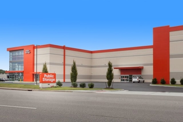 Storage Units at Public Storage - Virginia Beach - 608 S Lynnhaven Rd - 608 S Lynnhaven Rd