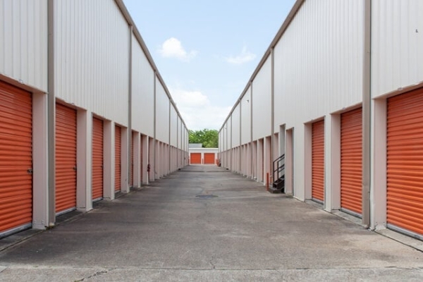 Storage Units at Public Storage - New Orleans - 3900 Tchoupitoulas Street - 3900 Tchoupitoulas Street