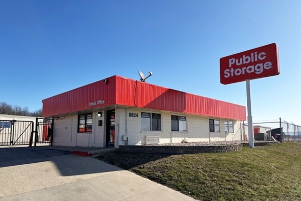 Storage Units at Public Storage - Milwaukee - 5730 N Lovers Lane Road - 5730 N Lovers Lane Road