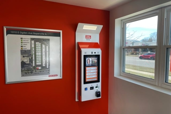 Facility photo: //images.sparefoot.com/medium/215816689b3e2442544.jpg