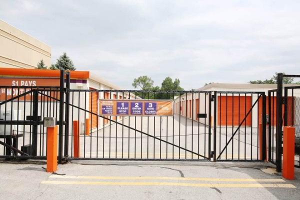 Storage Units at Public Storage - Naperville - 1010 E Ogden Ave - 1010 E Ogden Ave