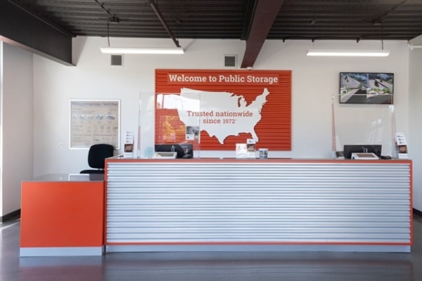 Facility photo: //images.sparefoot.com/medium/2158226877a5d87f049.jpg