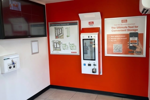 Facility photo: //images.sparefoot.com/medium/2158316908b907c2853.jpg