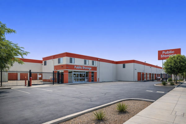 Public Storage - Pasadena - 888 S Fair Oaks Ave