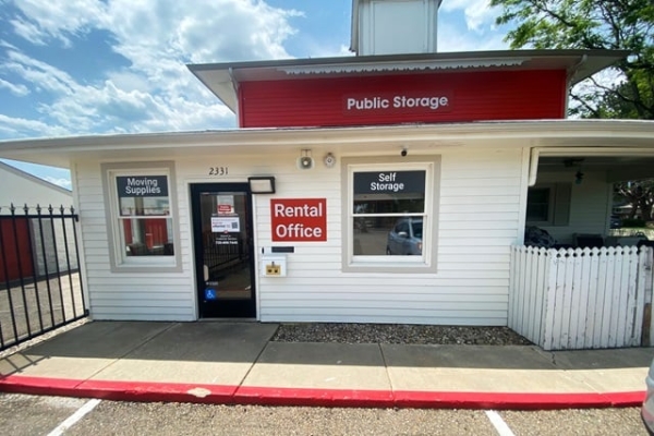 Public Storage - Longmont - 2331 Wedgewood Ave