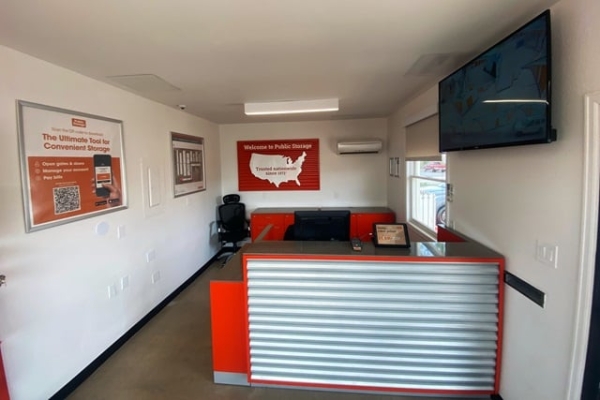 Storage Units at Public Storage - Longmont - 2331 Wedgewood Ave - 2331 Wedgewood Ave