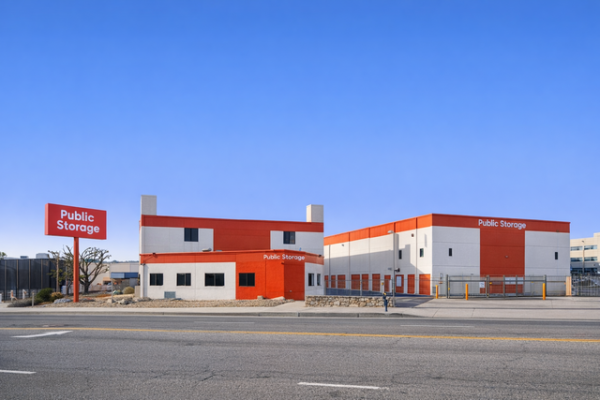 Storage Units at Public Storage - Burbank - 7521 N San Fernando Rd - 7521 N San Fernando Rd