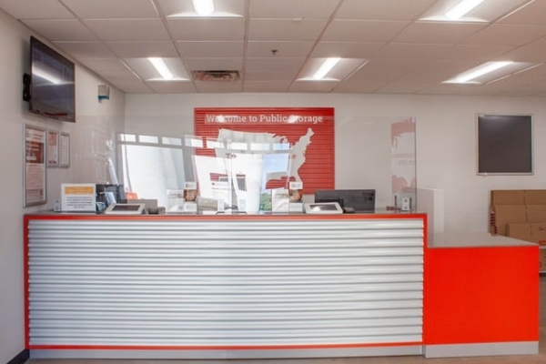 Facility photo: //images.sparefoot.com/medium/21588469134541cb7bc.jpg