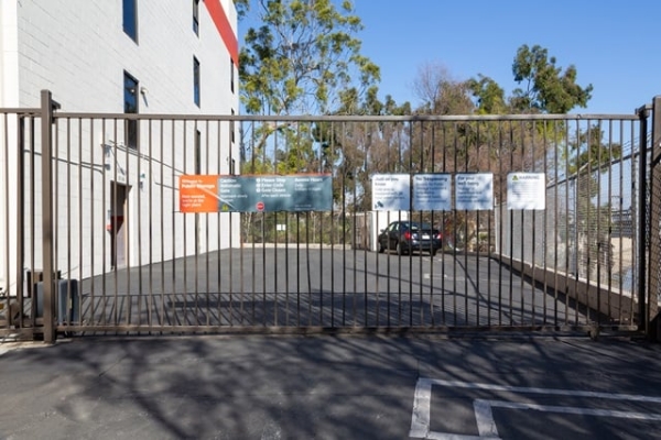 Storage Units at Public Storage - Los Angeles - 5917 Burchard Ave - 5917 Burchard Ave