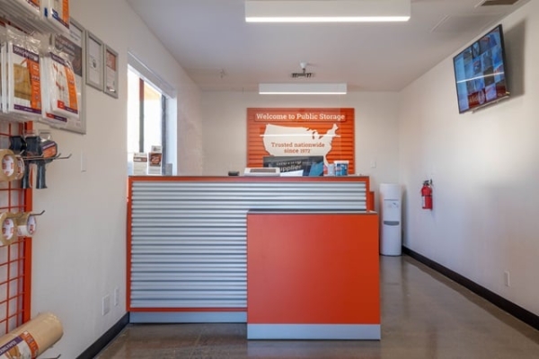 Storage Units at Public Storage - Fountain Valley - 17300 Newhope Street - 17300 Newhope Street