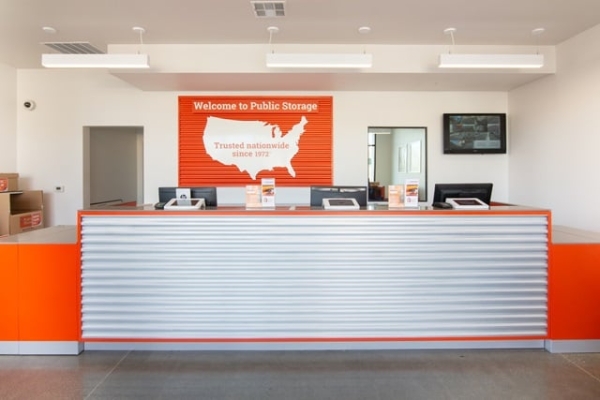 Facility photo: //images.sparefoot.com/medium/2158966890b306d4ac1.jpg