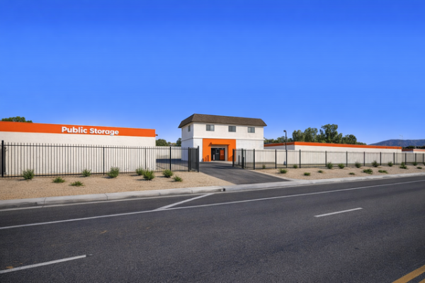 Facility photo: //images.sparefoot.com/medium/2159266a257033cf177.jpg