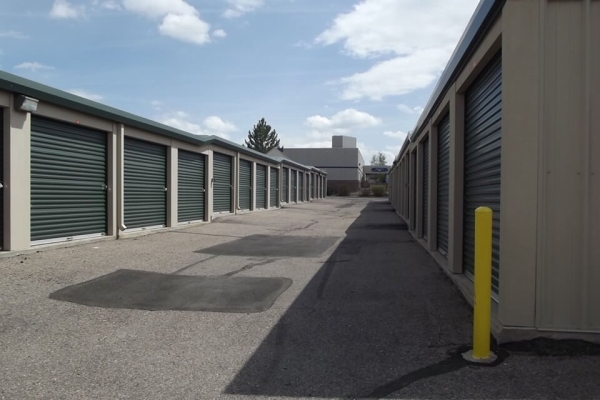 Storage Units at Public Storage - Aurora - 4251 S Reservoir Rd - 4251 S Reservoir Rd