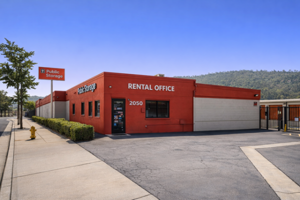 Facility photo: //images.sparefoot.com/medium/2159306999c19a1fc34.jpg