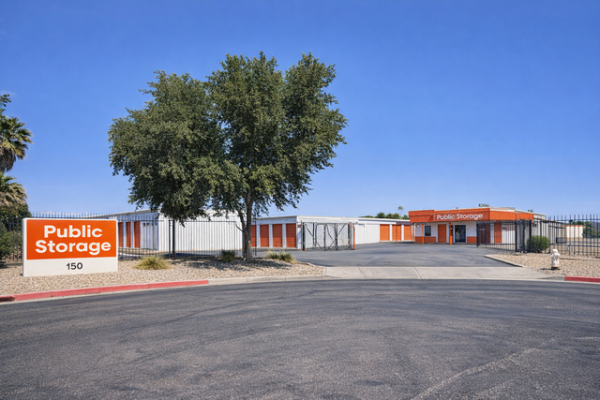 Facility photo: //images.sparefoot.com/medium/2159416999c2852e8f3.jpg