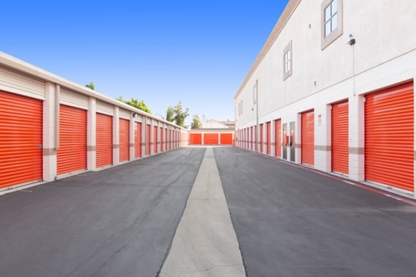 Storage Units at Public Storage - Northridge - 9920 Balboa Blvd - 9920 Balboa Blvd
