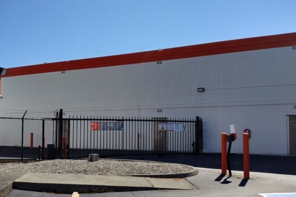 Storage Units at Public Storage - Kirkland - 12425 NE 124th Street - 12425 NE 124th Street