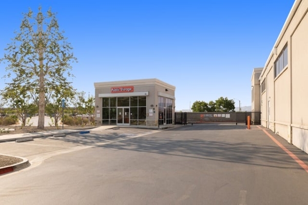 Storage Units at Public Storage - Valencia - 28111 Kelly Johnson Pkwy - 28111 Kelly Johnson Pkwy