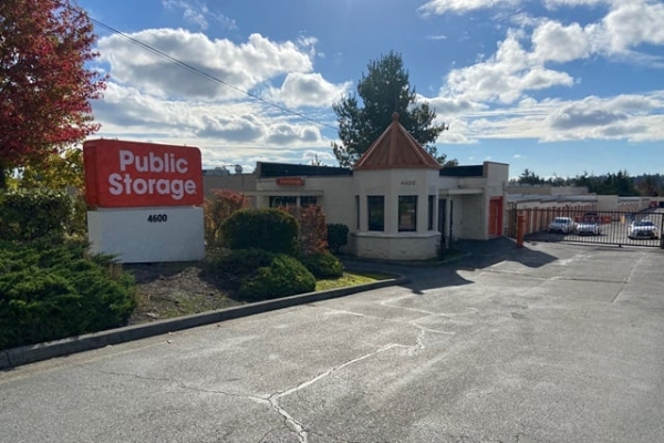 Storage Units at Public Storage - Lynnwood - 4600 196th Street SW - 4600 196th Street SW