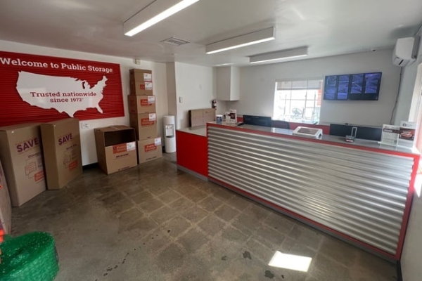 Facility photo: //images.sparefoot.com/medium/2159706888c9ff08602.jpg