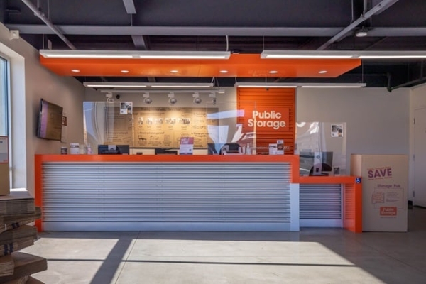 Facility photo: //images.sparefoot.com/medium/215980697383c516251.jpg