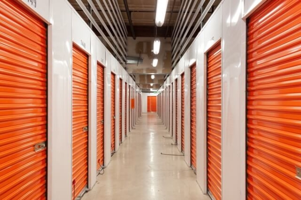 Storage Units at Public Storage - Los Angeles - 6840 Santa Monica Blvd - 6840 Santa Monica Blvd
