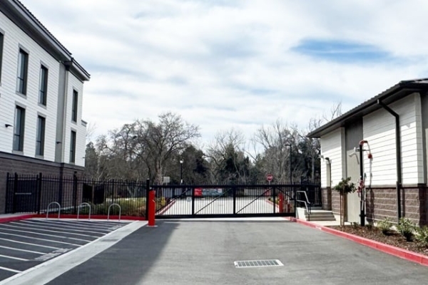 Facility photo: //images.sparefoot.com/medium/21599069398199aa79f.jpg