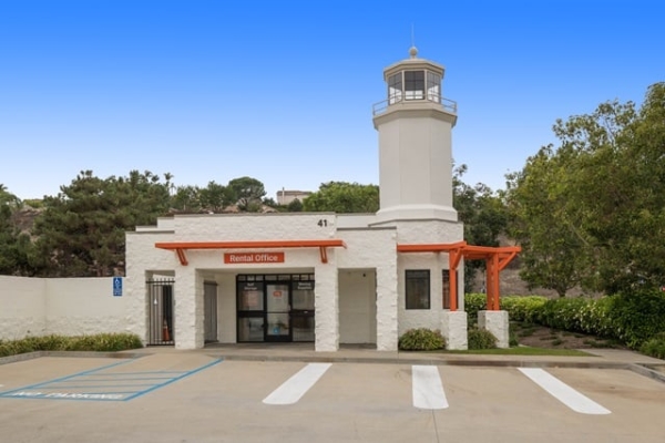 Facility photo: //images.sparefoot.com/medium/21599968e7b77557b10.jpg