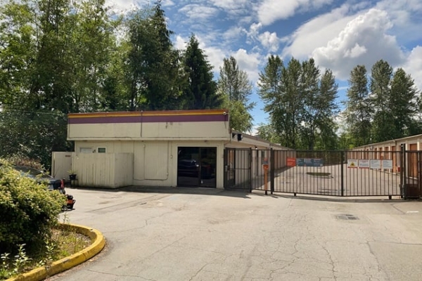 Facility photo: //images.sparefoot.com/medium/2160006878f7f53d3f7.jpg