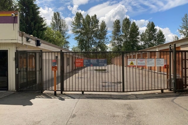 Facility photo: //images.sparefoot.com/medium/2160006878f7f8936c7.jpg