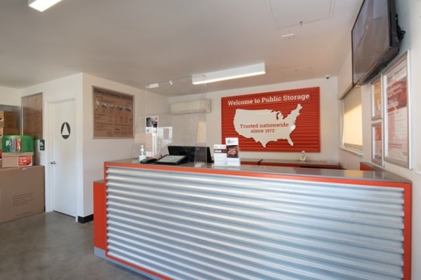 Facility photo: //images.sparefoot.com/medium/2160046999c25f45c26.jpg