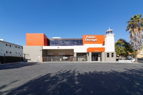 Facility photo: //images.sparefoot.com/medium/2160106953e18eb6887.jpg