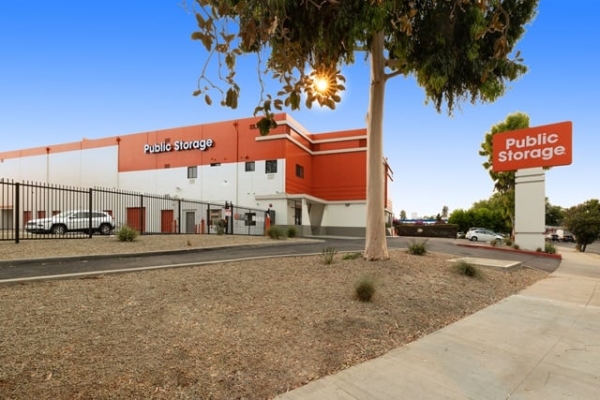 Facility photo: //images.sparefoot.com/medium/216013690dff8ea2bc4.jpg